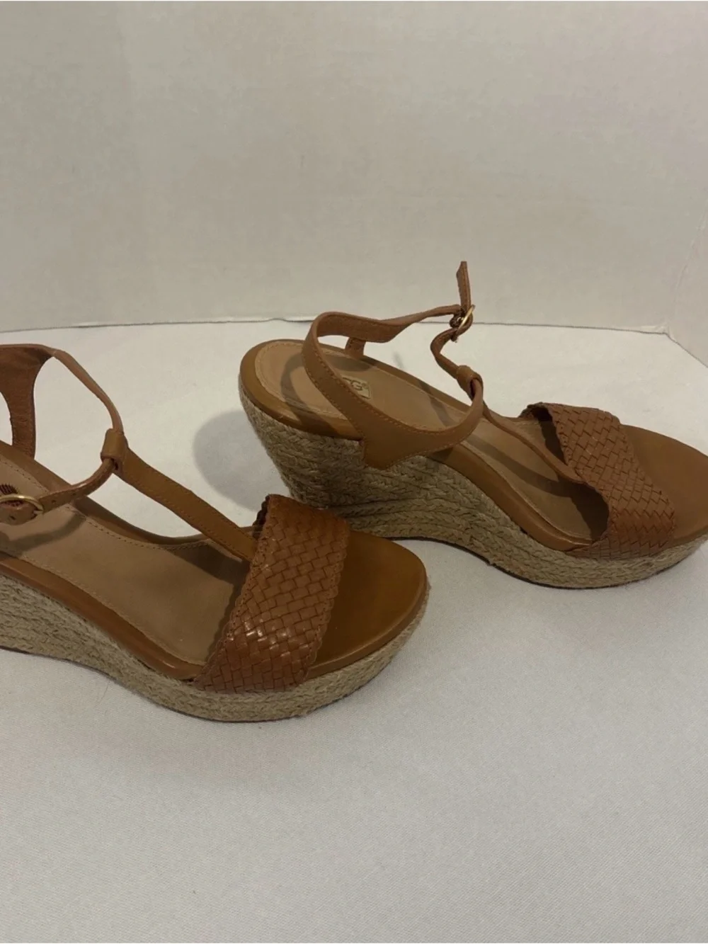 UGG Women's Tan Woven Leather Espadrille Wedge Strappy Sandals. Size 8.5
